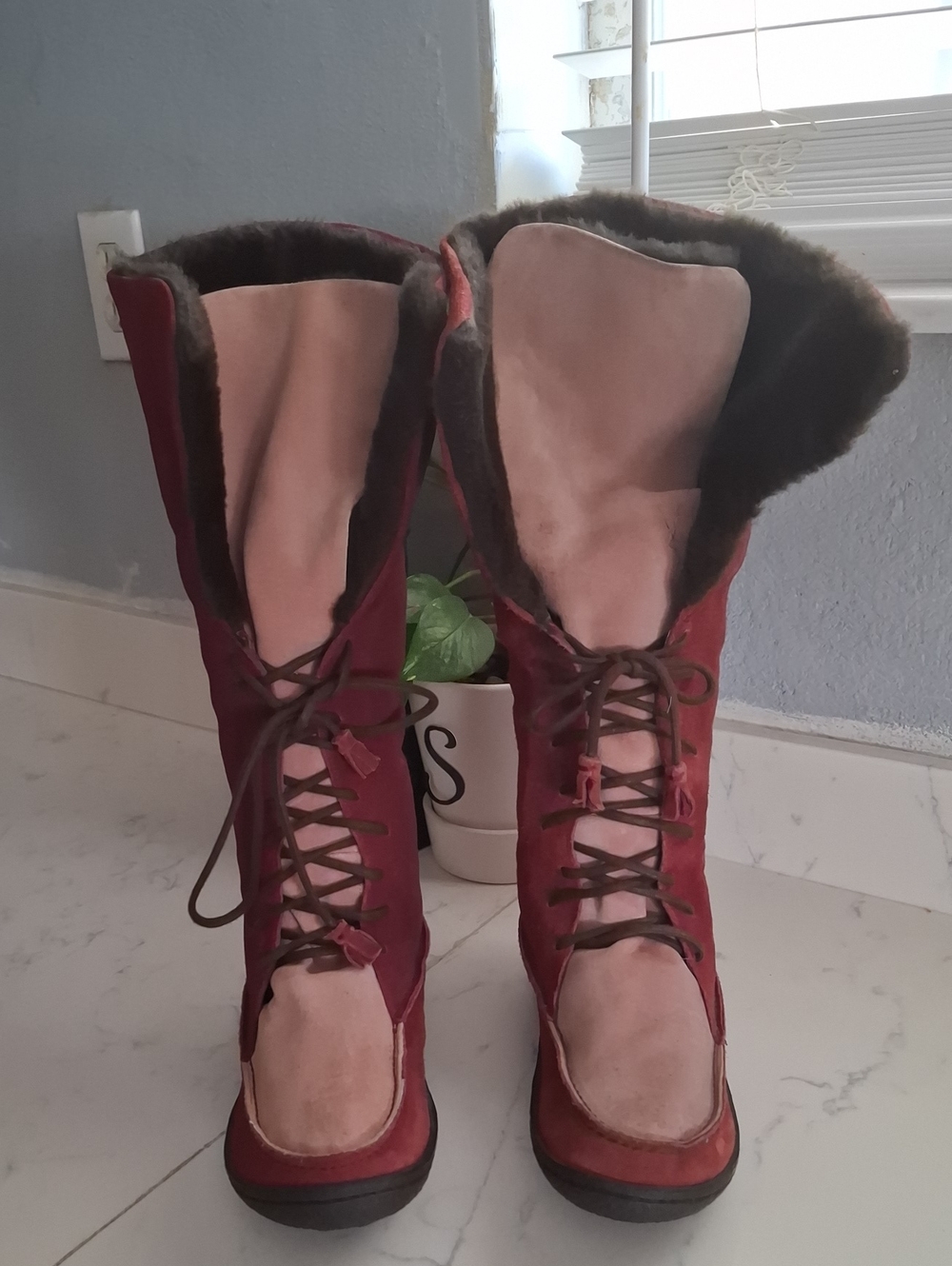 Camper Two-Tone Pink and Burgundy Suede Lace-Up Winter Boots